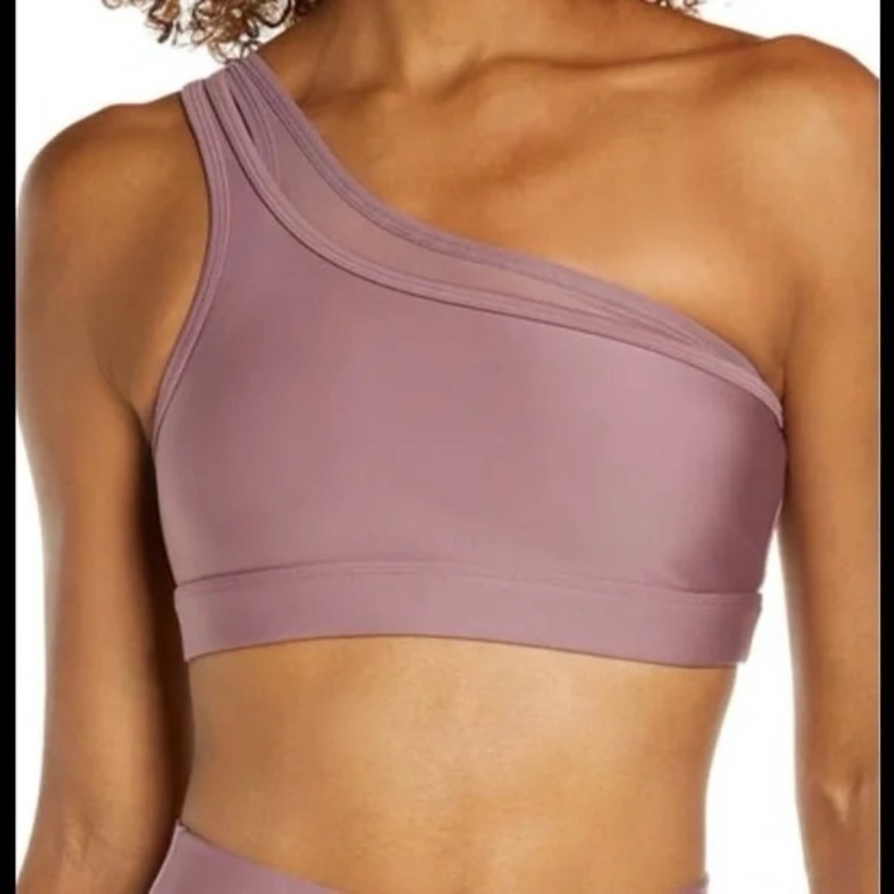 All yoga airlift excite bra